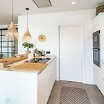Lae11.2d - Large Terrace With Stunning Views アパート