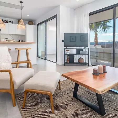 Apartment Lae11.2d - Large Terrace With Stunning Views Estepona